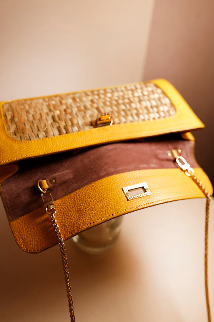 Isabela - Clutch/Crossbody Yellow